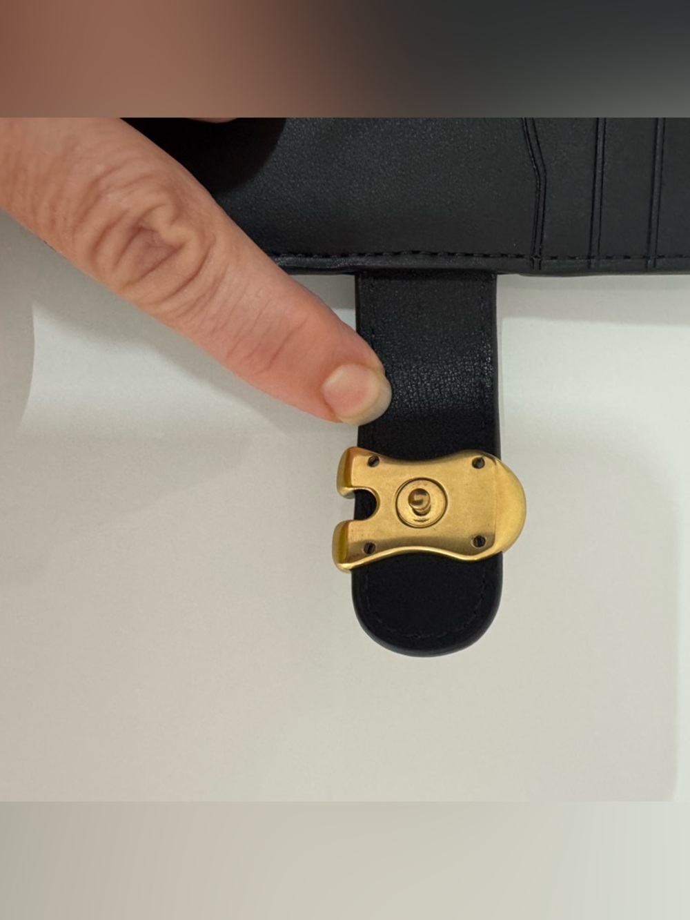 NWT COACH Tabby Wallet in Black Leather with Gold Hardware - Picture 5 of 11